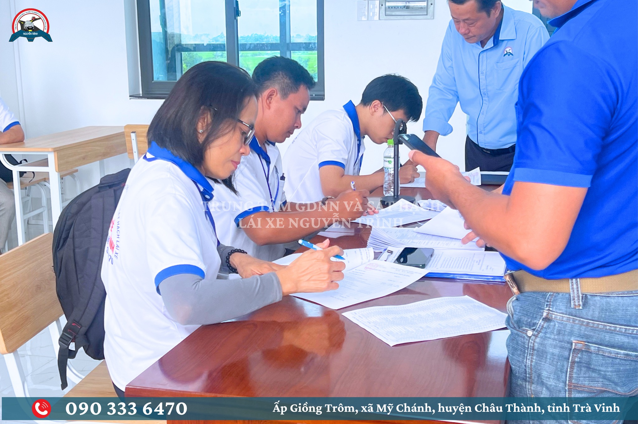 HƠN 100 HỌC VIÊN HẠNG B KHÓA K01.2025 CỦA TRUNG TÂM GDNN & SHLX NGUYỄN TRÌNH THAM GIA KỲ KIỂM TRA CẤP GIẤY XÁC NHẬN HOÀN THÀNH KHOÁ ĐÀO TẠO LÁI XE Ô TÔ